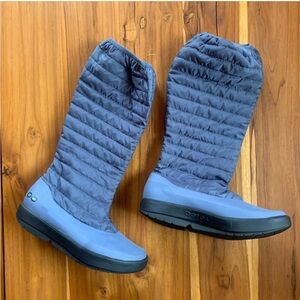 Oofos Oomg boot size 43 NWOT